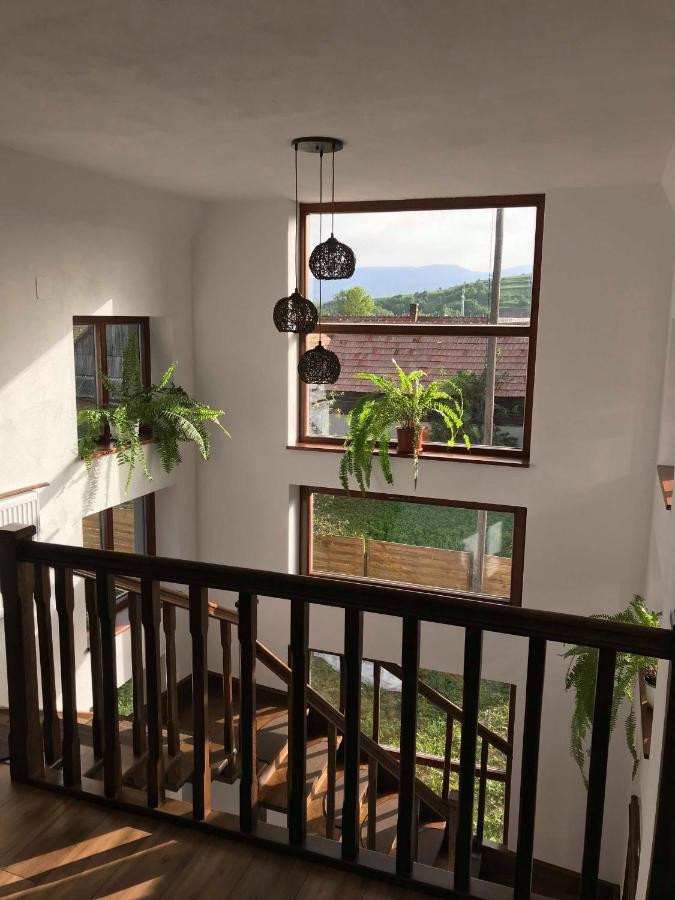 Famives Vendeghaz Bed & Breakfast Racu Exterior photo
